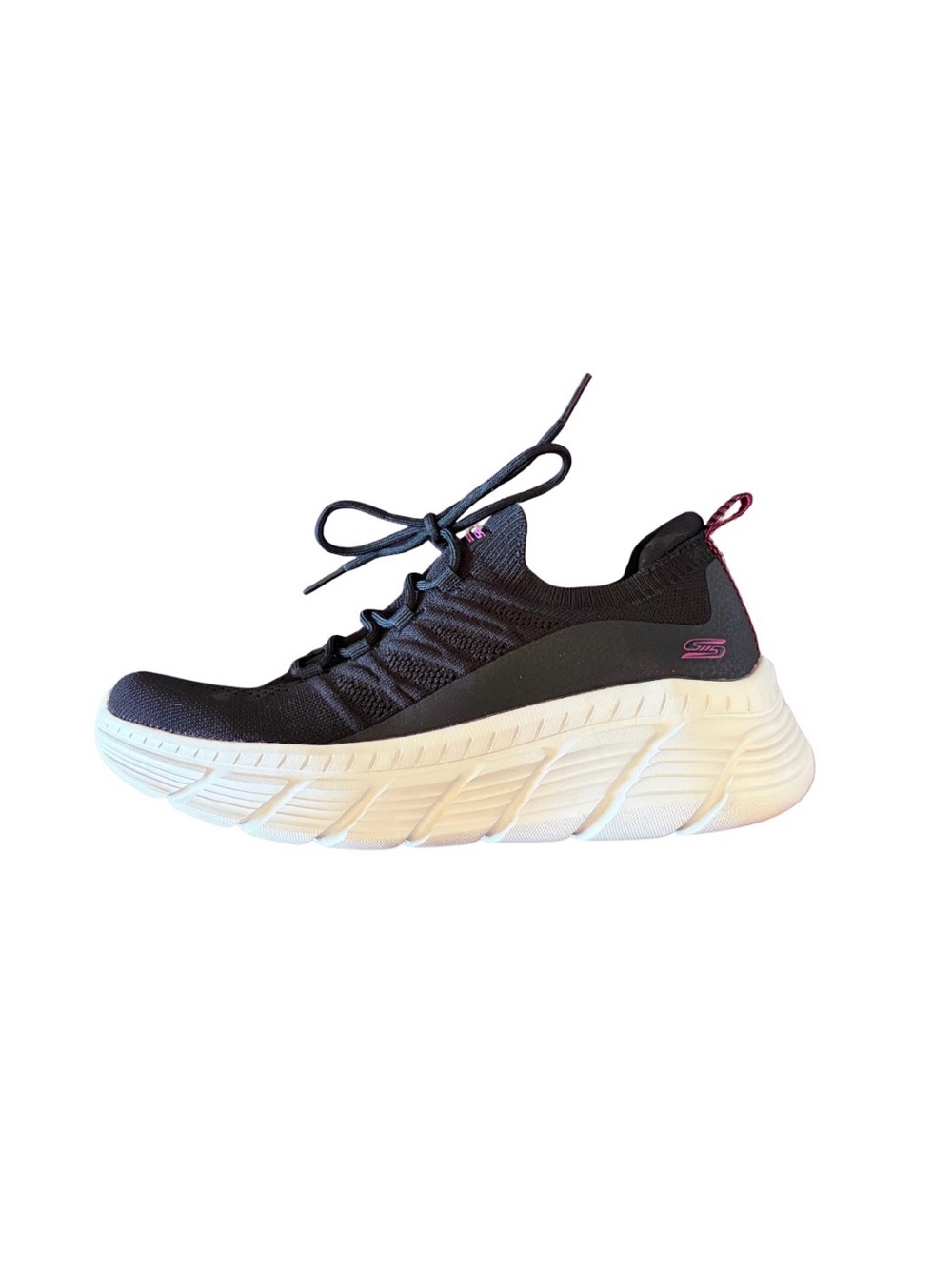 NWT Skechers Women’s B Flex Levelled Ground Black Sneakers